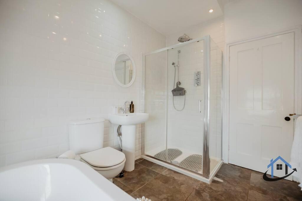 Indigo Snug - Gorgeous 2 Bed Flat In The Heart Of Кромер Экстерьер фото